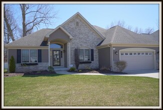 174 Collins Ln Unit 31, Getzville, NY 14068