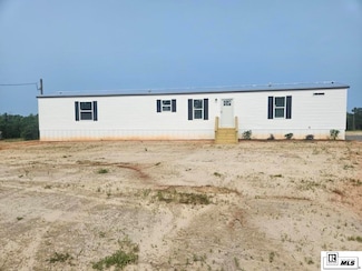 345 Chief Ln, Calhoun, LA 71225