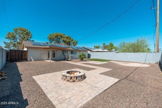 3231 W Banff Ln, Phoenix, AZ 85053