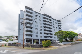 2001 Aupuni St Unit 904, Honolulu, HI 96817