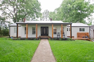 1105 9th St SE, Decatur, AL 35601
