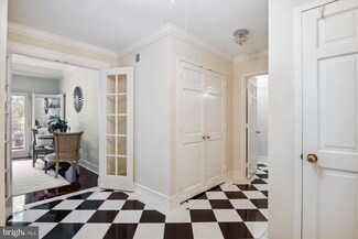 8101 Connecticut Ave Unit N302, Chevy Chase, MD 20815