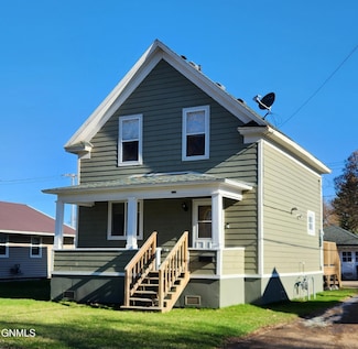 738 4th St SW, Valley City, ND 58072