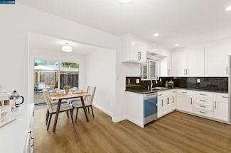 1330 Evergreen Dr, Concord, CA 94520