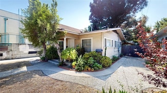 241 N Verdugo Rd, Glendale, CA 91206