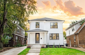 2418 Yale Ave, Royal Oak, MI 48067
