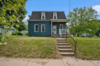 752 College Ave NE, Grand Rapids, MI 49503