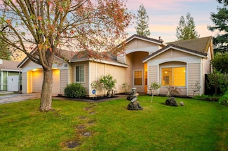 2526 River Cove Dr, Riverbank, CA 95367