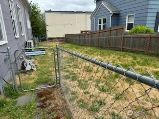 2531 S G St, Tacoma, WA 98405