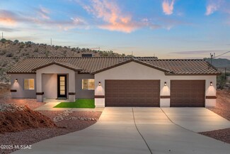 1667 Avenue Calamar, Rio Rico, AZ 85648