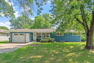 440 67th Ave NE, Minneapolis, MN 55432