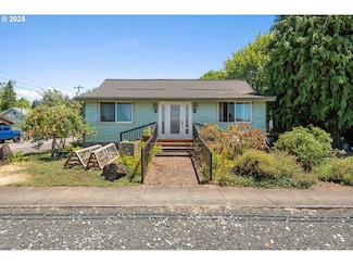 1096 N Elliott St, Coquille, OR 97423