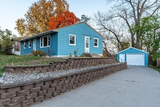 1740 Onacrest Curve, Saint Paul, MN 55117