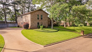 108 Wildwood St, Longview, TX 75604