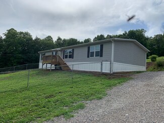 157 Hickory Ln, Oliver Springs, TN 37840