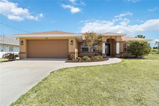 113 Mark Twain Ln, Rotonda West, FL 33947