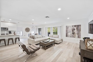 11311 Pond View Dr Unit C201, Wellington, FL 33414