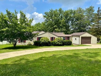 158 Taylor St, Granby, MA 01033