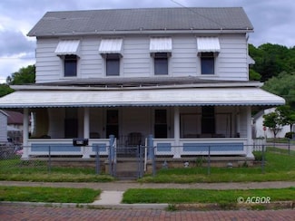 474 Chestnut St, Nelsonville, OH 45764