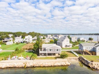 44 Shore Dr, Mattapoisett, MA 02739