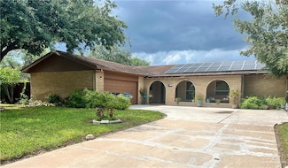 206 E Resaca Dr, Los Fresnos, TX 78566