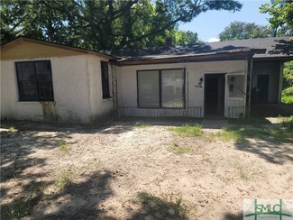 2047 E 41st St, Savannah, GA 31404