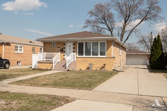 8127 Mcvicker Ave, Burbank, IL 60459