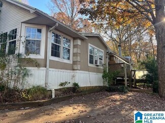 9394 Brasher Rd, Warrior, AL 35180
