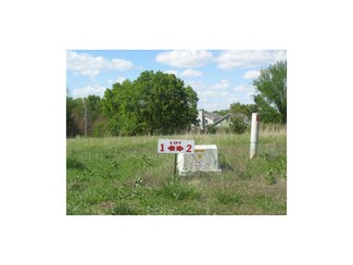 32550 W 91st Terrace, De Soto, KS 66018