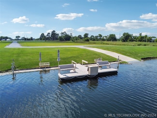 17160 S 280 Rd, Morris, OK 74445