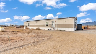 60 Santistevan Rd, El Prado, NM 87529