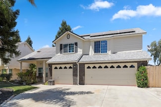 2111 Birch Ave, Clovis, CA 93611
