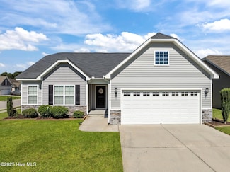 2520 Saphire Ct, Winterville, NC 28590