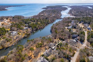38 Rivers Edge Rd, East Falmouth, MA 02536