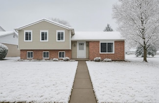 43263 Hartwick Dr, Sterling Heights, MI 48313