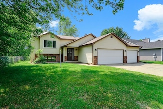 1265 Mayhill Rd N, Saint Paul, MN 55119