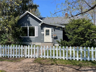 1712 Garfield Ave, Altoona, WI 54720