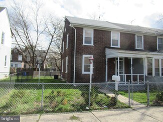 966 Niagara Rd, Camden, NJ 08104