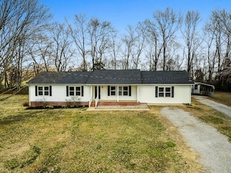 324 Franklynn Hills Dr, Adairville, KY 42202