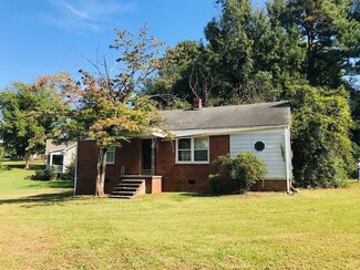 607 Oleander Rd, Raleigh, NC 27603