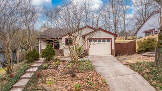 12605 Westglen Dr, Little Rock, AR 72211