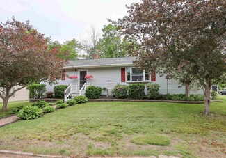30 Bert St, Hooksett, NH 03106