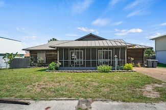 54 Oak Ave, Mexico Beach, FL 32401