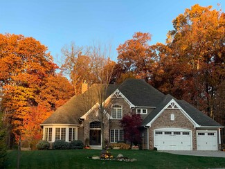 56205 Whispering Hill Dr, Bristol, IN 46507