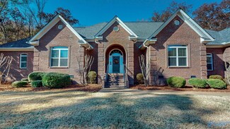277 Mohawk Rd SE, Owens Cross Roads, AL 35763