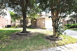 21582 Duke Alexander Dr, Kingwood, TX 77339