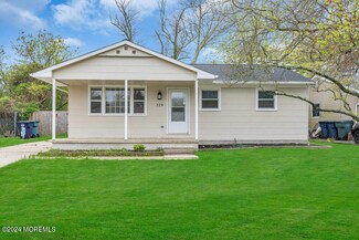 229 Twin Lakes Blvd, Little Egg Harbor Township, NJ 08087