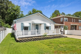 9 Oakcrest St, Portsmouth, VA 23702