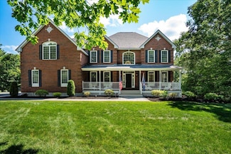 55 Cedar Crest Ln, Auburn, NH 03032