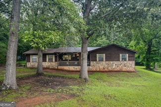 69 Trace Ct, Stockbridge, GA 30281